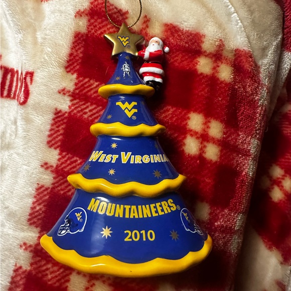 WVU West Virginia Mountaineers 2010 Christmas Ornament - Picture 5 of 5